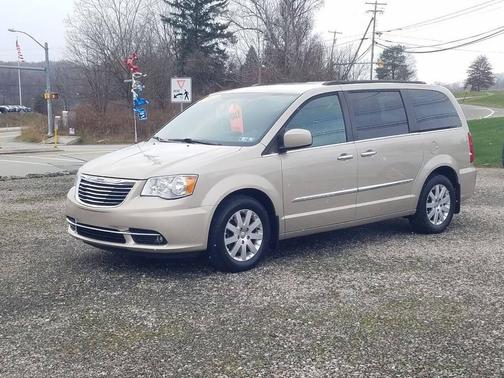 2015 Chrysler Town & Country Touring