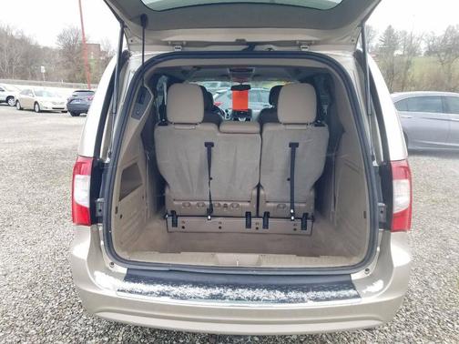 2015 Chrysler Town & Country Touring