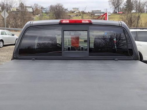 2010 Nissan Frontier SE