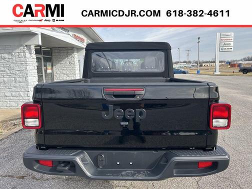 2024 Jeep Gladiator Sport