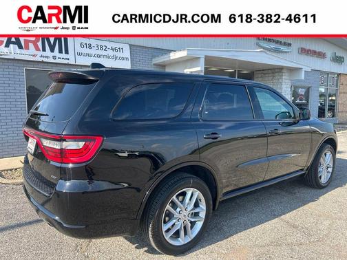 DB Black Crystal Clearcoat 2026 Dodge Durango GT
