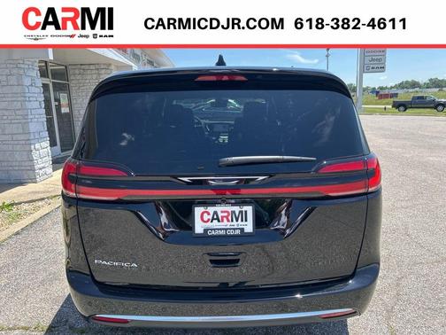 PXJ 2027 Chrysler Pacifica SELECT