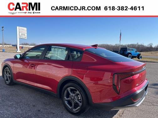Currant Red 2025 Kia K4