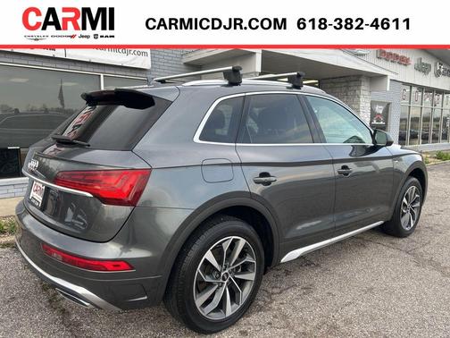 Daytona Gray Pearl Effect 2023 Audi Q5 45 S line quattro Premium