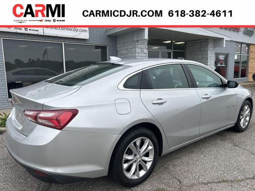 Silver Ice Metallic 2020 Chevrolet Malibu LT