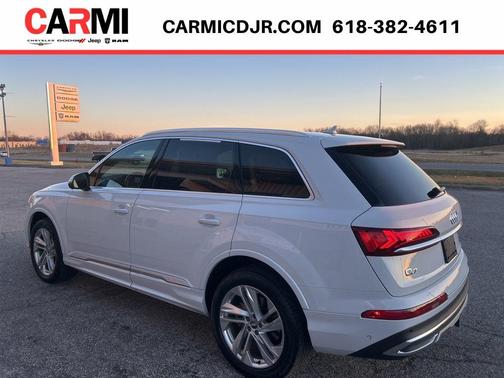 2020 Audi Q7 55 Premium Plus