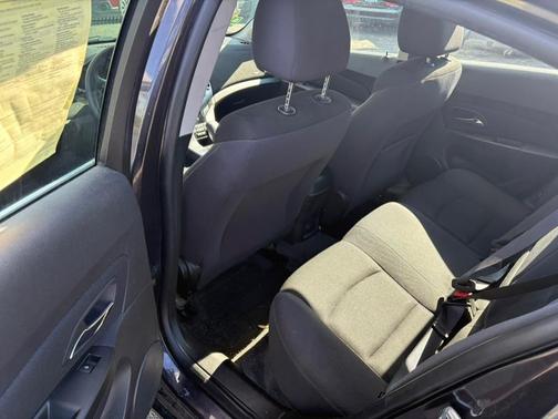 2015 Chevrolet Cruze 1LT
