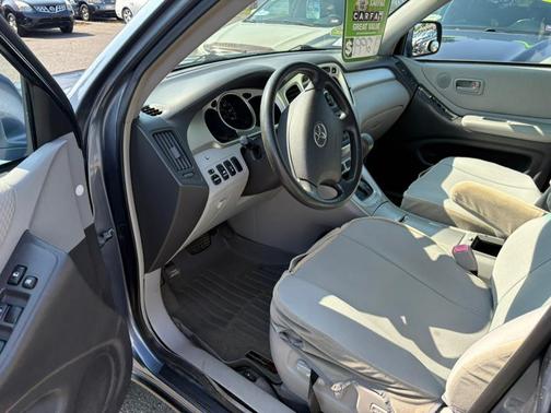 2004 Toyota Highlander 