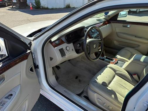 2007 Cadillac DTS Luxury I