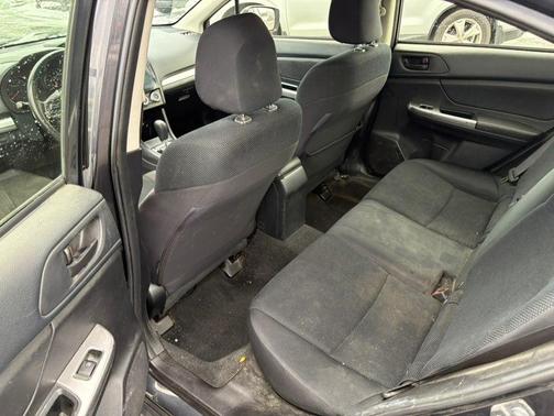 2016 Subaru Impreza 2.0i