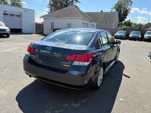 2010 Subaru Legacy 2.5i Limited