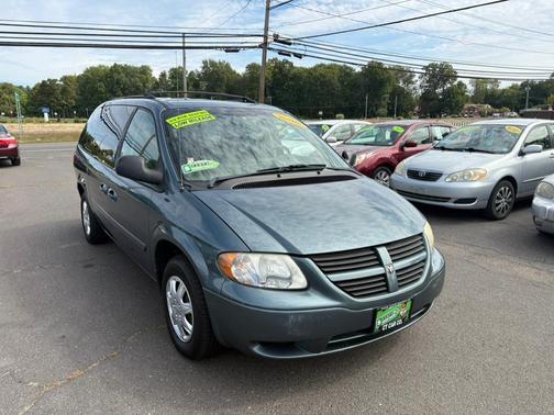 2005 Dodge Grand Caravan SE