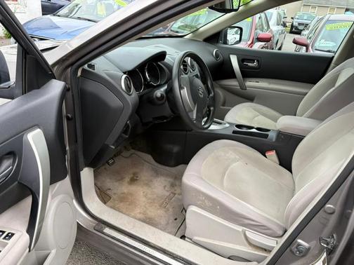 2010 Nissan Rogue S