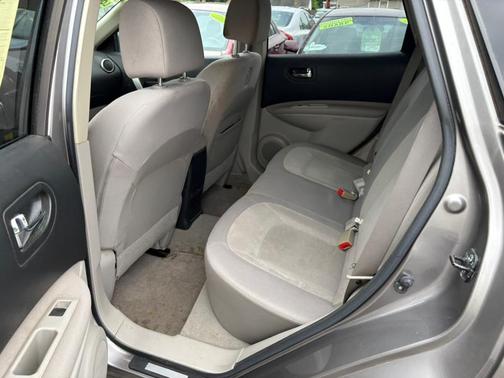2010 Nissan Rogue S