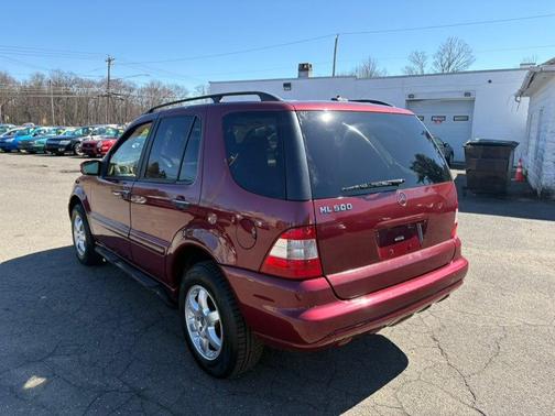 Maroon 2002 Mercedes-Benz M-Class Base