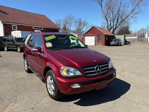 Maroon 2002 Mercedes-Benz M-Class Base