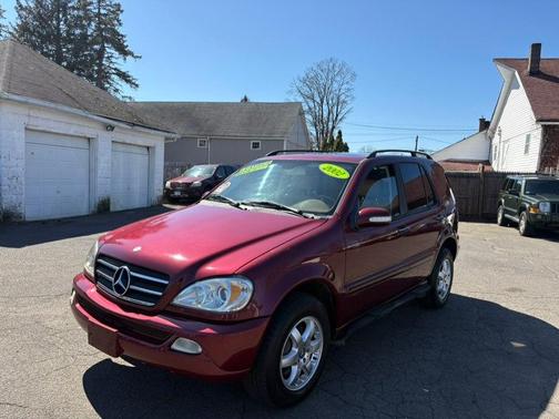 Maroon 2002 Mercedes-Benz M-Class Base