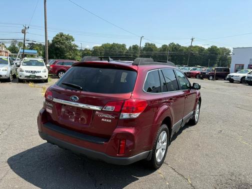 2011 Subaru Outback 2.5i Limited