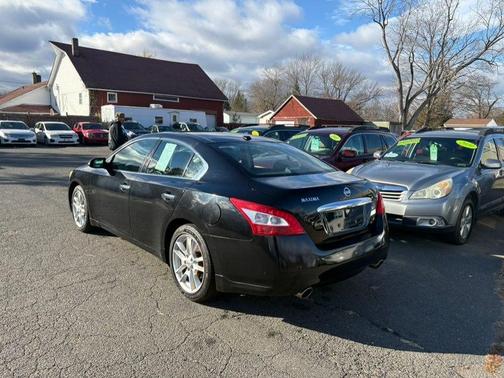 2011 Nissan Maxima SV