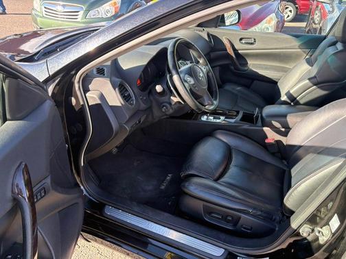 2011 Nissan Maxima SV