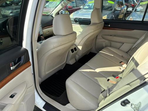 2013 Subaru Outback 2.5i Limited