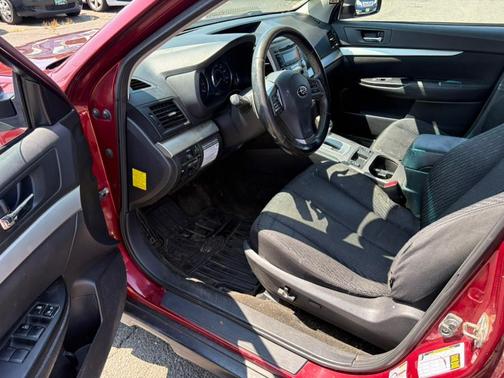 2012 Subaru Outback 2.5i Premium