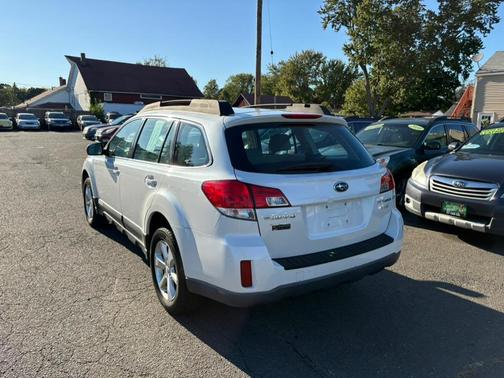 2014 Subaru Outback 2.5i