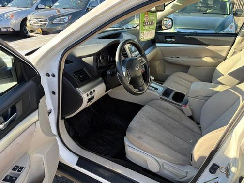 2014 Subaru Outback 2.5i