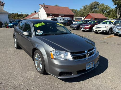 2013 Dodge Avenger SE