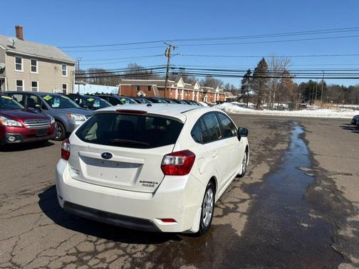 2014 Subaru Impreza 2.0i