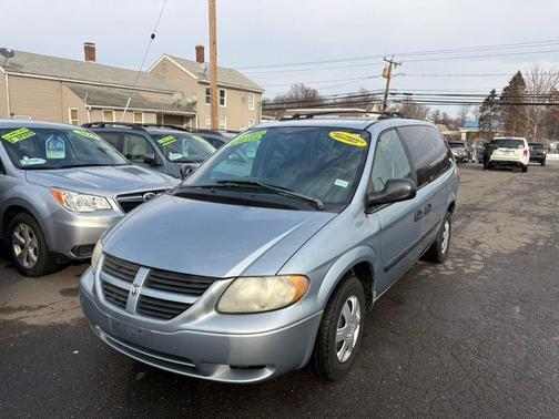 2005 Dodge Grand Caravan SE