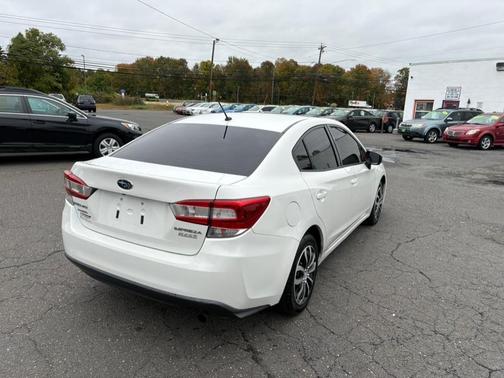 2017 Subaru Impreza 2.0i