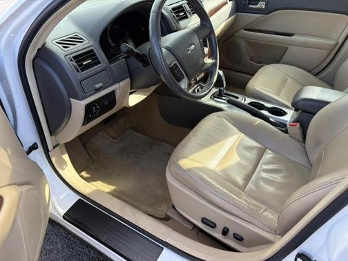 2011 Ford Fusion SEL