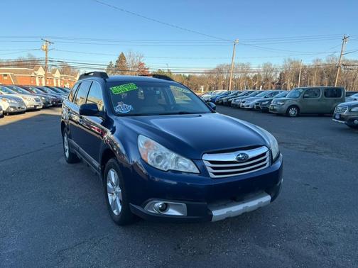 2010 Subaru Outback 2.5i Limited