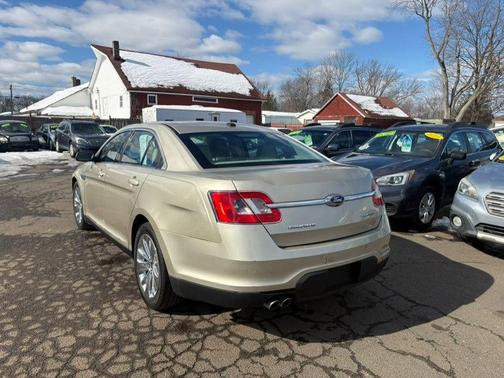 2011 Ford Taurus Limited