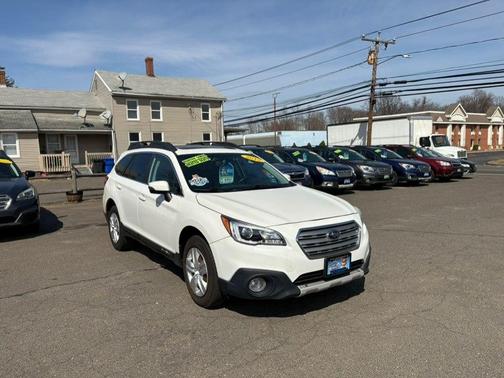 Crystal White Pearl 2015 Subaru Outback 2.5i Limited