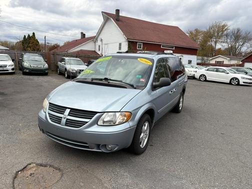 2005 Dodge Grand Caravan SXT