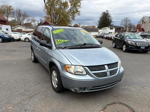 2005 Dodge Grand Caravan SXT