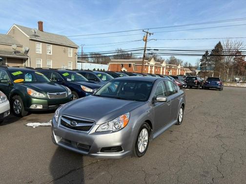 2010 Subaru Legacy 2.5i Premium