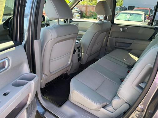 2015 Honda Pilot SE