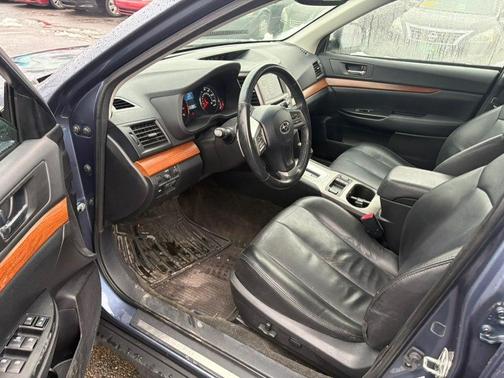 2013 Subaru Outback 2.5i Limited