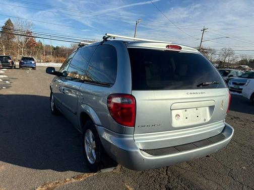 2005 Dodge Caravan SXT