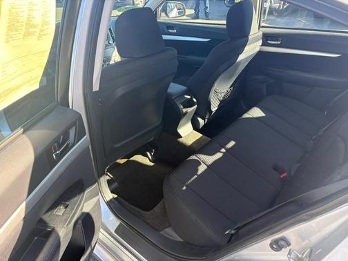 2012 Subaru Legacy 2.5i Premium