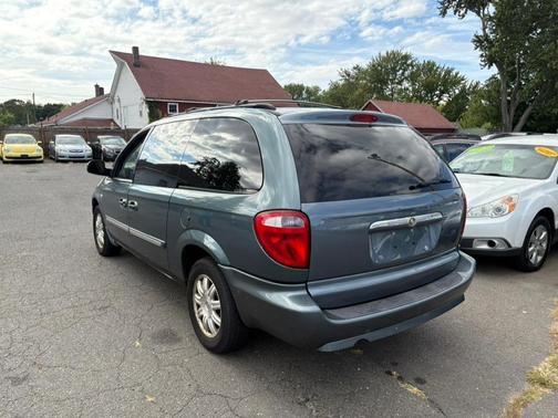2007 Chrysler Town & Country Touring