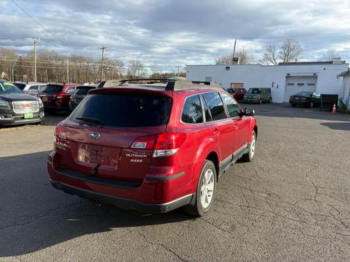 2013 Subaru Outback 2.5i Premium