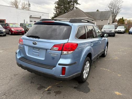 2010 Subaru Outback 2.5i Premium