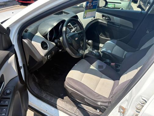 2014 Chevrolet Cruze LS