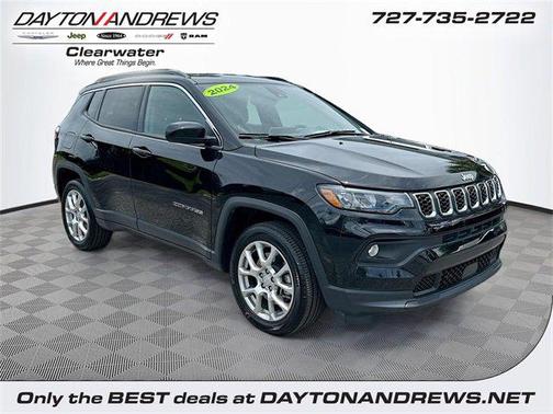 2024 Jeep Compass Latitude Lux FWD