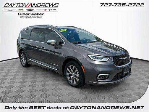 2022 Chrysler Pacifica Hybrid Pinnacle