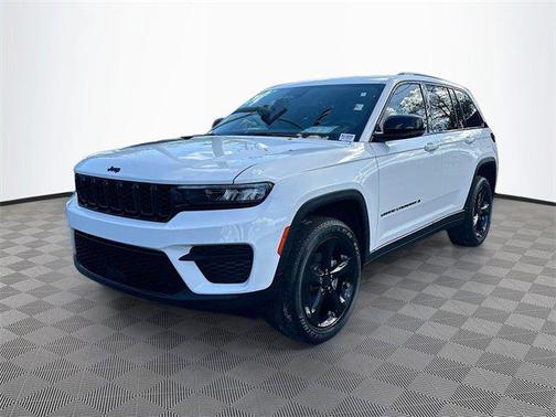 2023 Jeep Grand Cherokee Altitude 4x4
